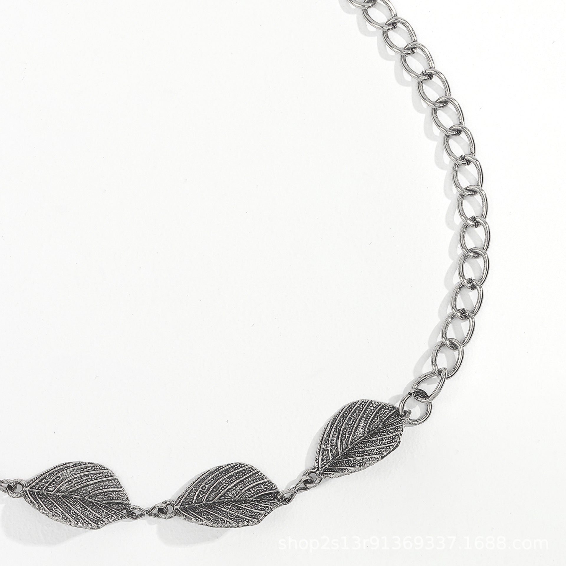 Leaf Style Waist Chain Retro Paired With Denim Skirt And Pants