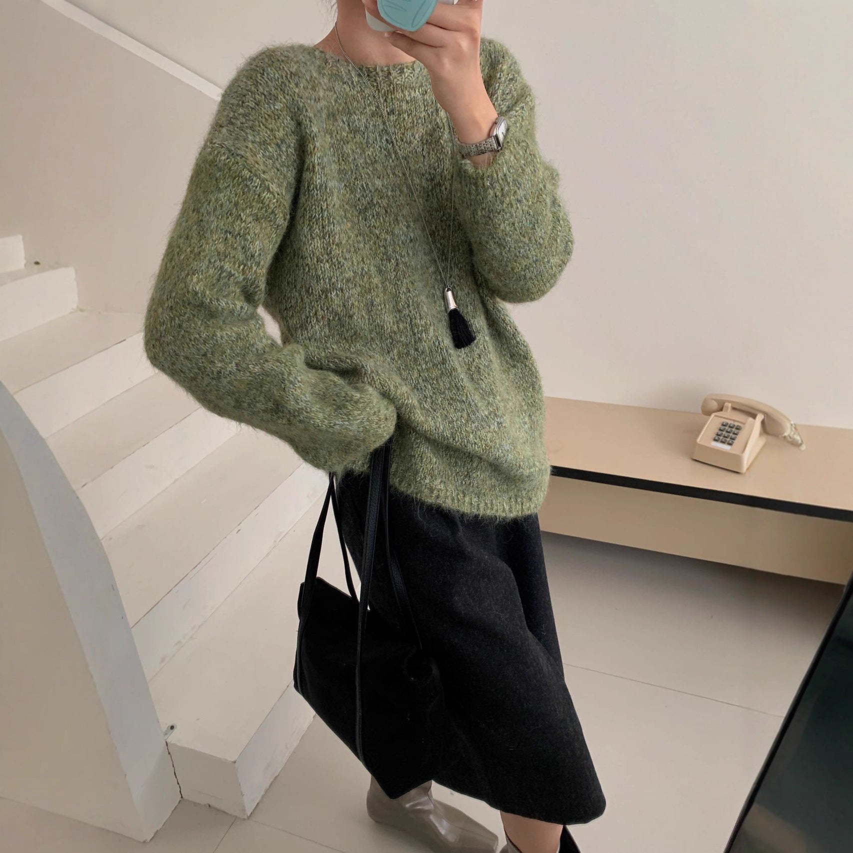 Korean Classic Round Neck High-grade Loose Soft And Glutinous Wear Knitted Sweater