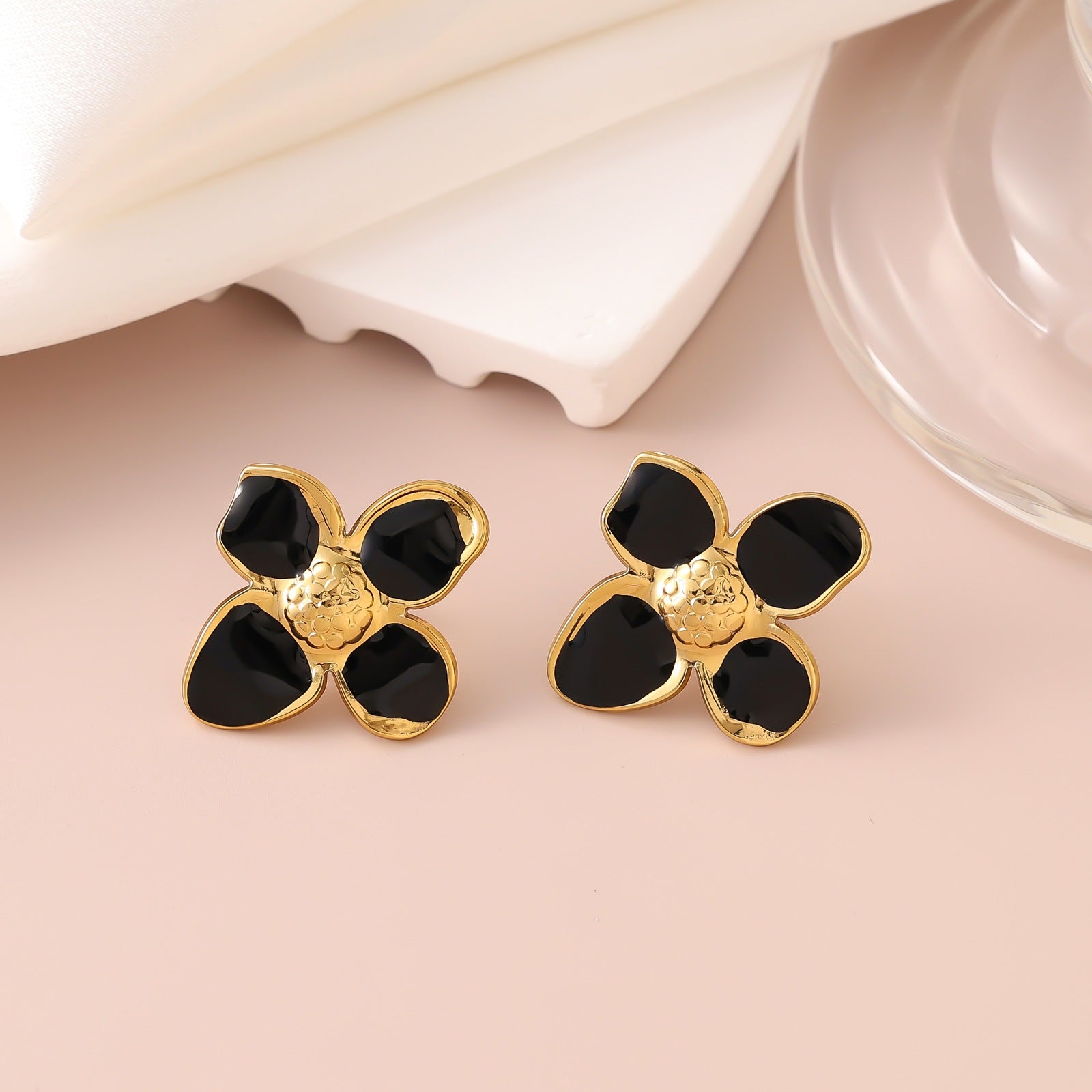 Womens Titanium Steel Jewelry That Wont Fade