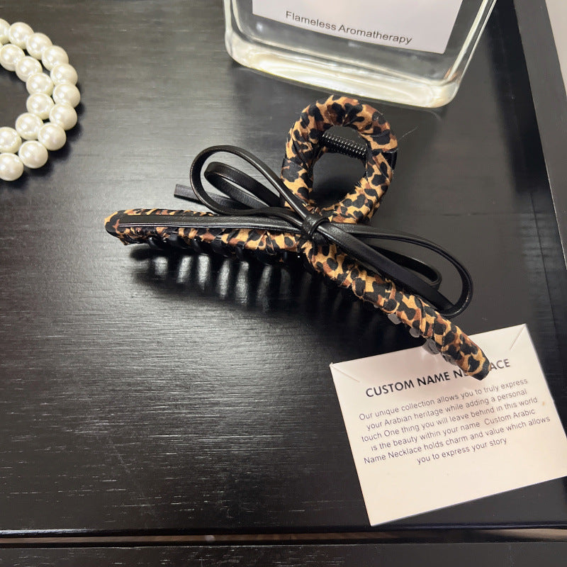 Diamond-encrusted Pearl Wheat-spike Lily-of-the-valley Tassel Hair Clip