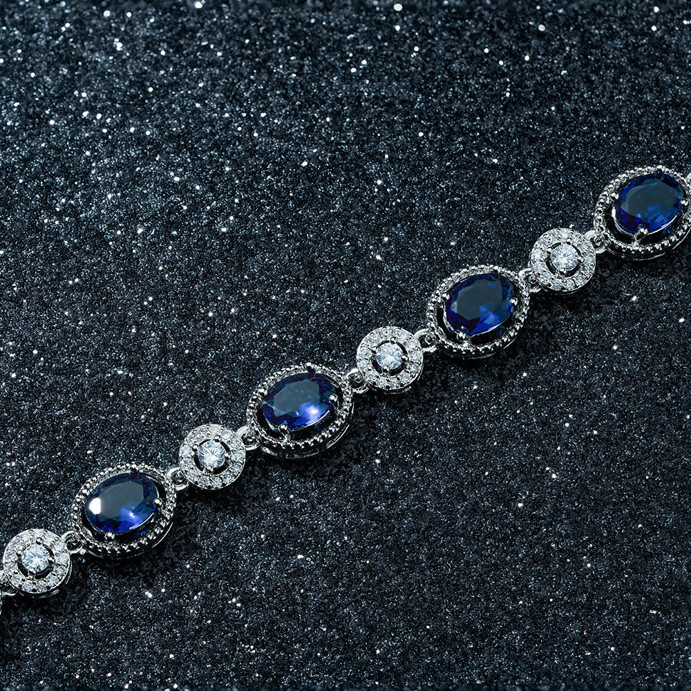 Retro Refined Geometric Oval Bracelet An Elegant Piece Of Jewelry