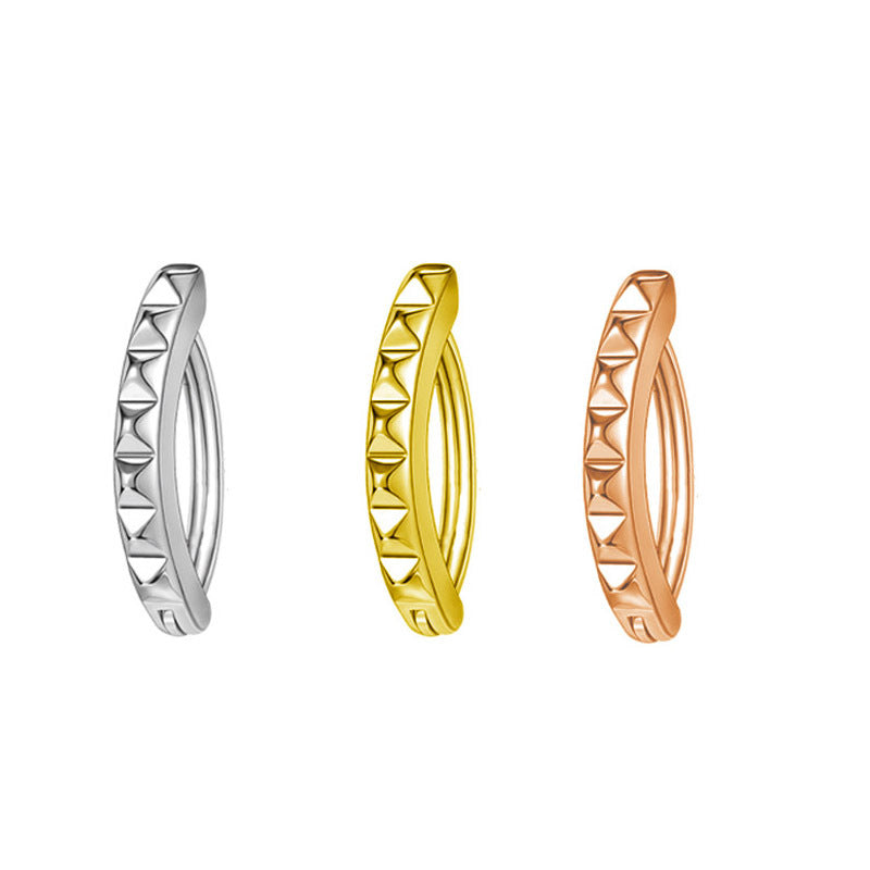 Minimalist And Personalized Female Navel Ring Puncture