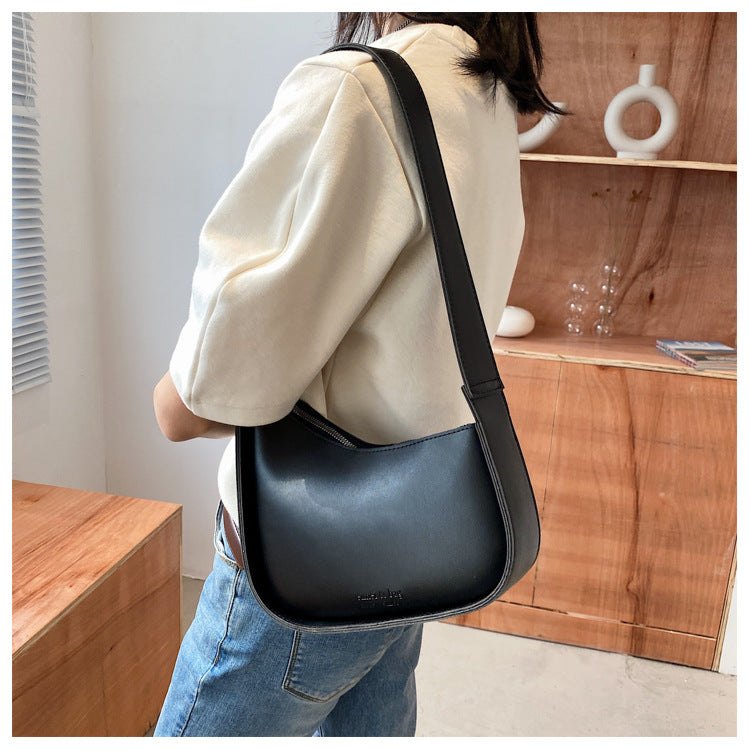 Retro  Versatile Womens Saddle Bag In A Minimalist Style