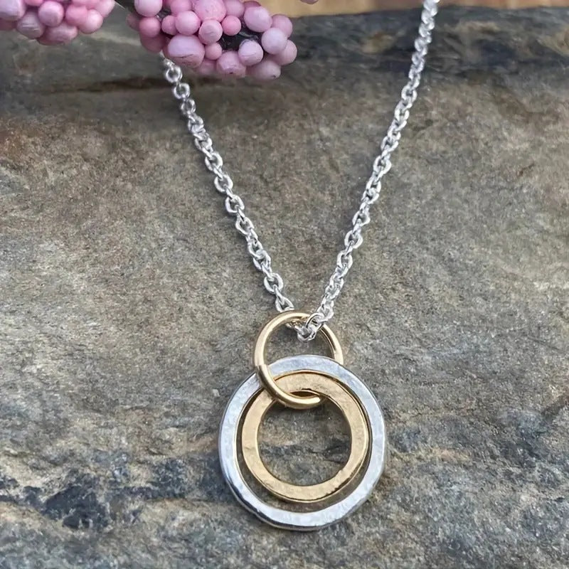 Stylish Elegant And Versatile Necklace With A Distinctive Design