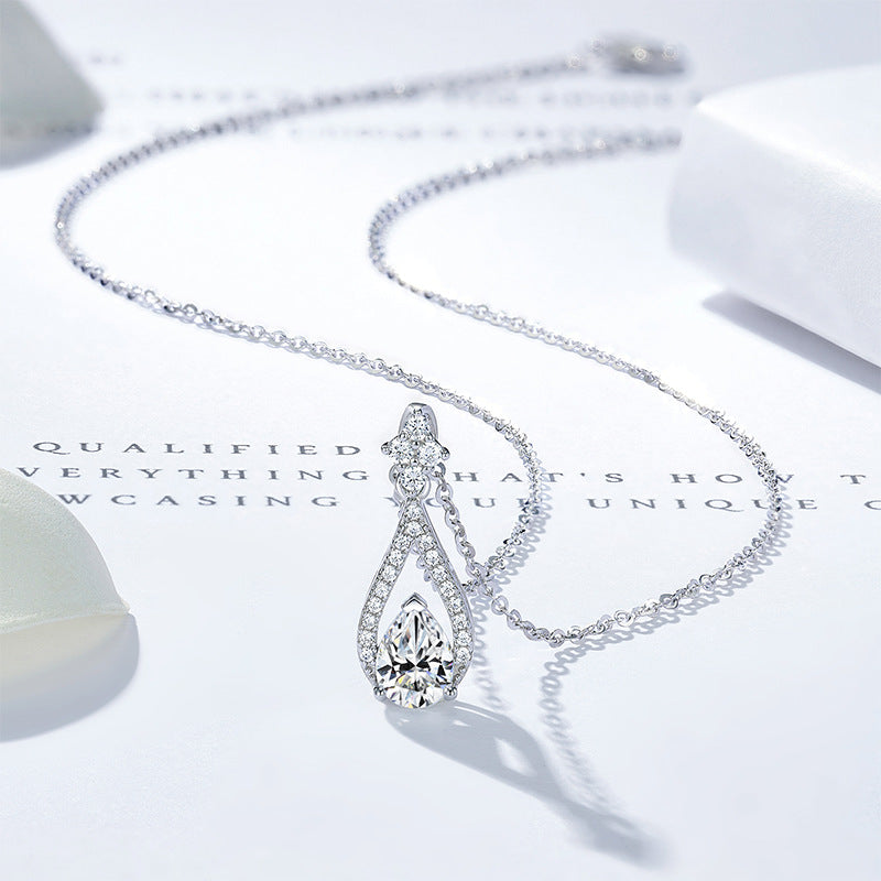 Affordable Luxury Waterdrop Necklace In S925 Sterling Silver With A Niche Design