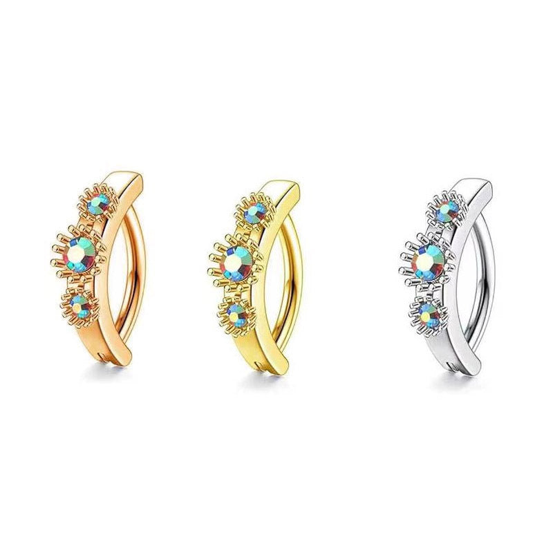 Minimalist And Personalized Female Navel Ring Puncture