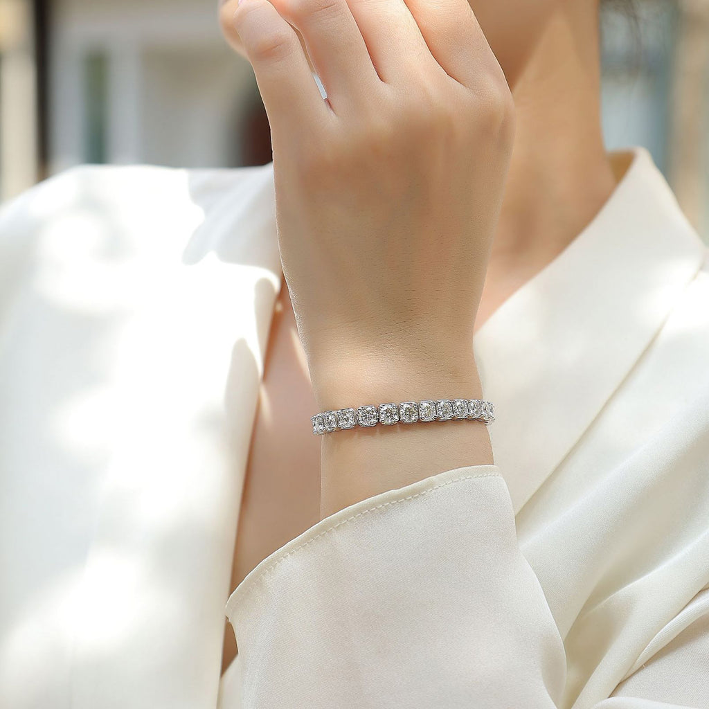 925 Sterling Silver Tennis-Style Adjustable Sparkling Moissanite Bracelet