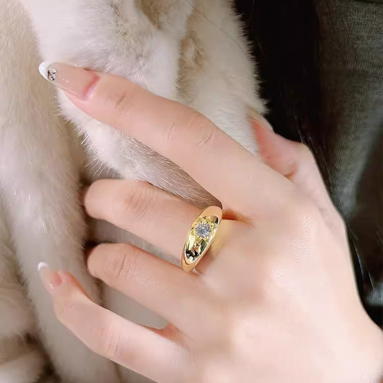 Horse-eye White Diamond-inlaid Imported High-carbon Diamond Sunflower Wedding Ring