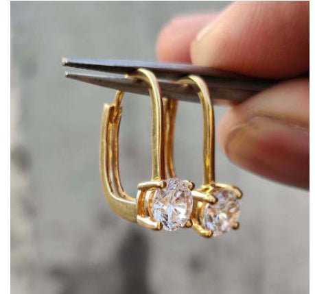 Elegant And Minimalist Four-claw Autumn Earrings