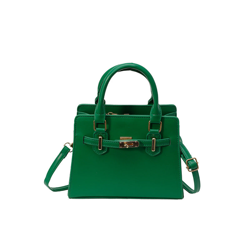 Minimalist Leather-buckle Crossbody Bag With A Soft Exterior And Large Capacity