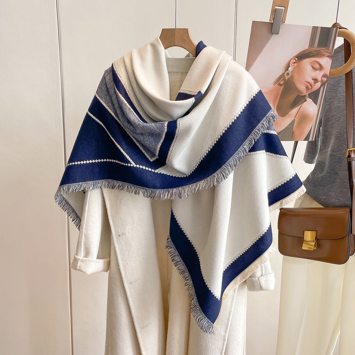 European And American Cashmere Square Towel Thickened Air-conditioned Room Warm Shawl Cloak