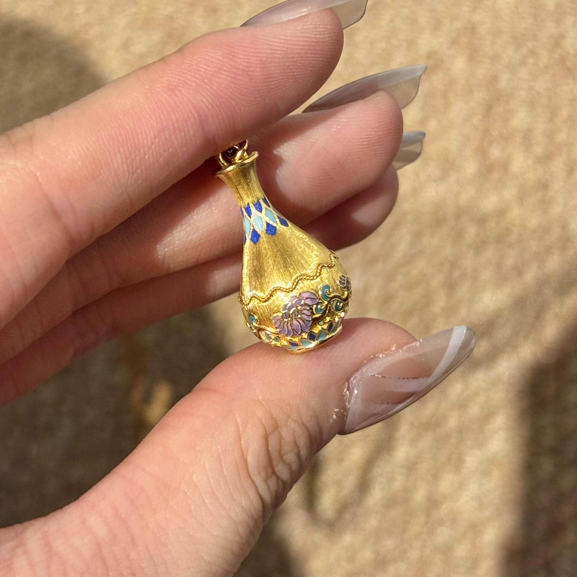 Fashionable And Minimalist Alloy Pendant For Women