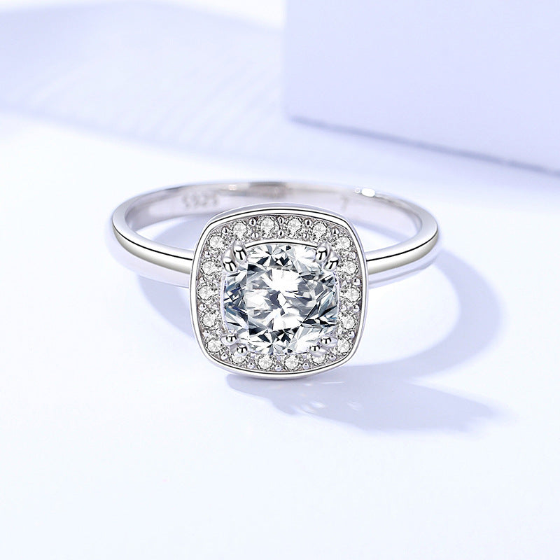 15-Carat Moissanite Ring For The Index Finger