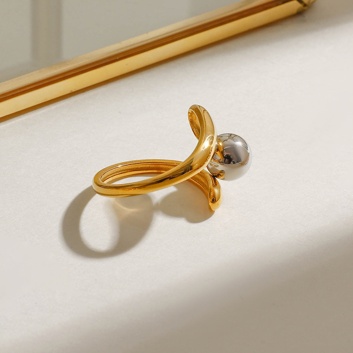 Women's Minimalist Open Ring, Interlocking Bead Design, Two-Tone Gold-Plated Stainless Steel Ring, Versatile Daily & Formal Jewelry