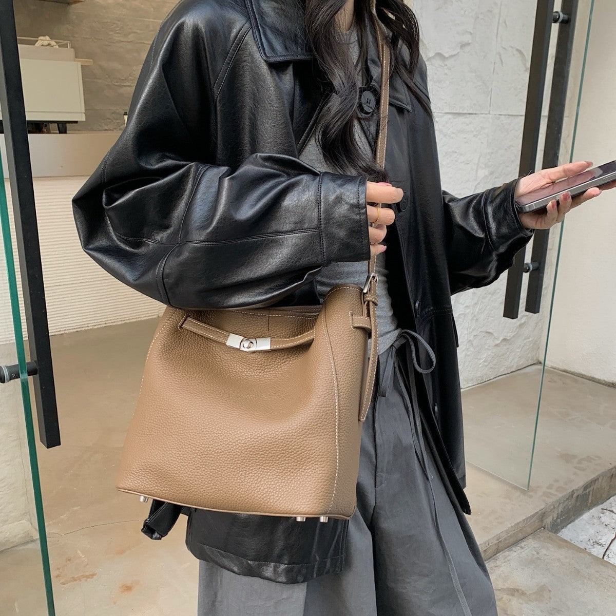 Womens Casual High-Capacity ShoulderCrossbody Bag