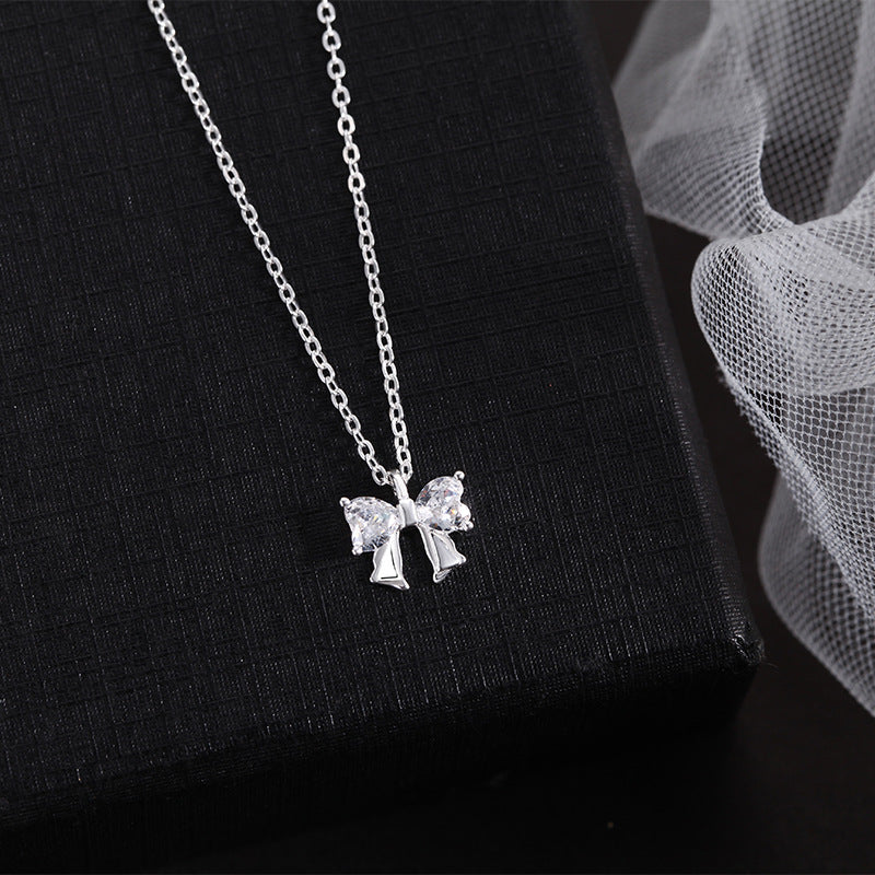 Dreamy Girl Bow Necklace With Light Luxury Sparkling Diamonds