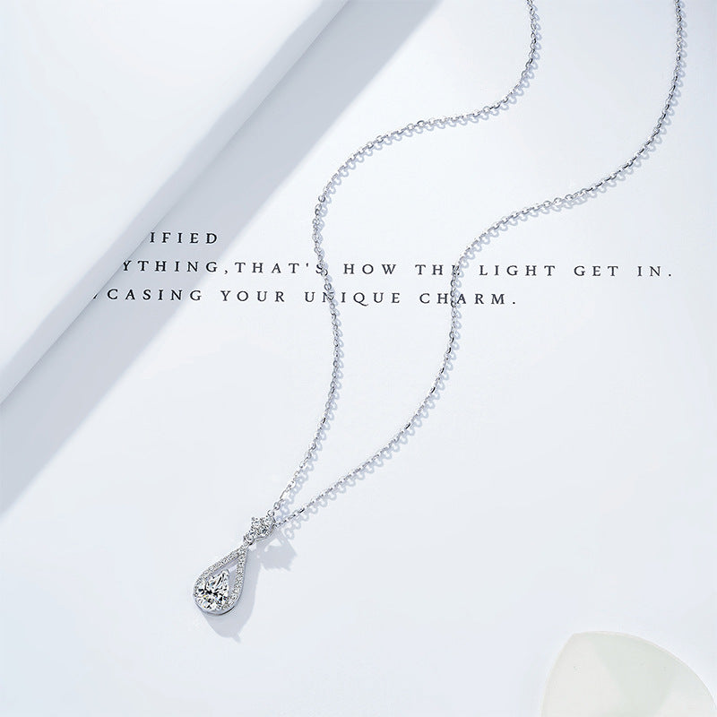 Affordable Luxury Waterdrop Necklace In S925 Sterling Silver With A Niche Design