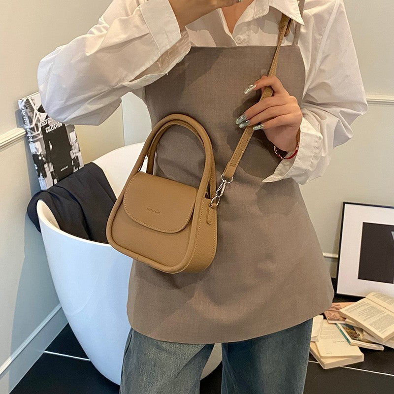 New Lightweight, Luxe Crossbody Handbag For Elegant Ladies