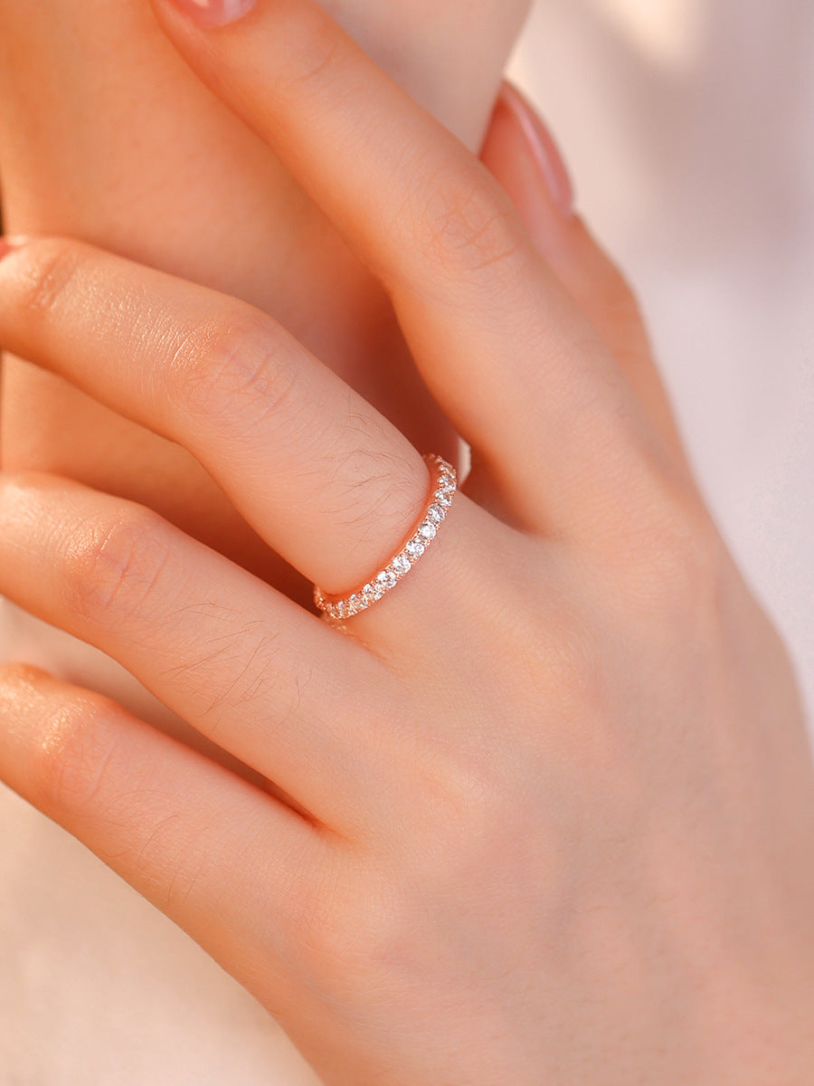 Silver Full-set With Finely Crafted Zircon Ring And Diamonds That Won't Fall Off